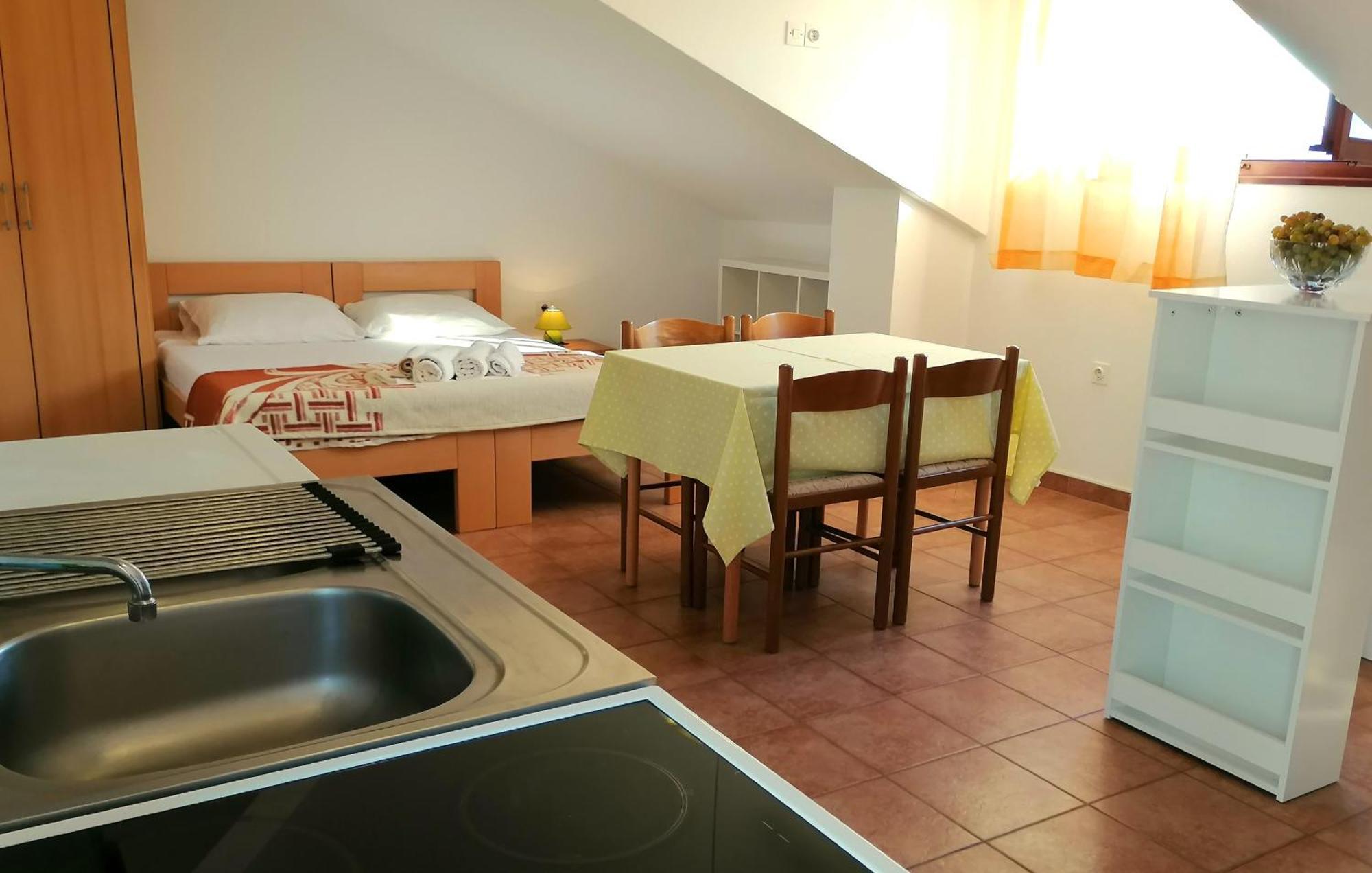 Mirjana F Apartaments Baška Eksteriør billede